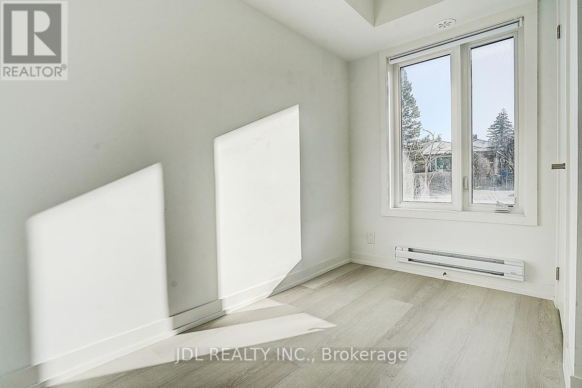 70b Tisdale Avenue, Toronto, Ontario  M4A 0A9 - Photo 6 - C12993358