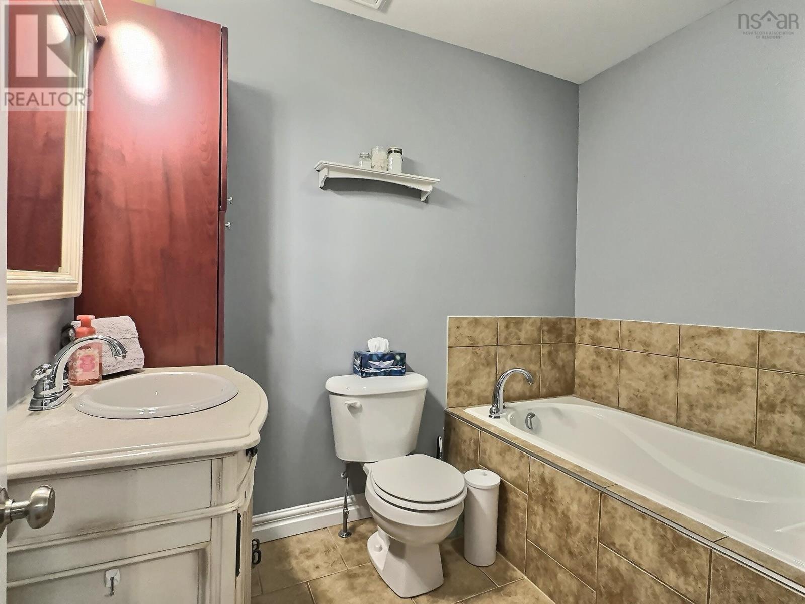 355 Queen Street, Truro, Nova Scotia  B2N 2C4 - Photo 13 - 202600601