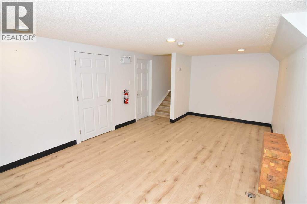 309 Main Street NW, Airdrie, Alberta  T4B 1E2 - Photo 31 - A2285395