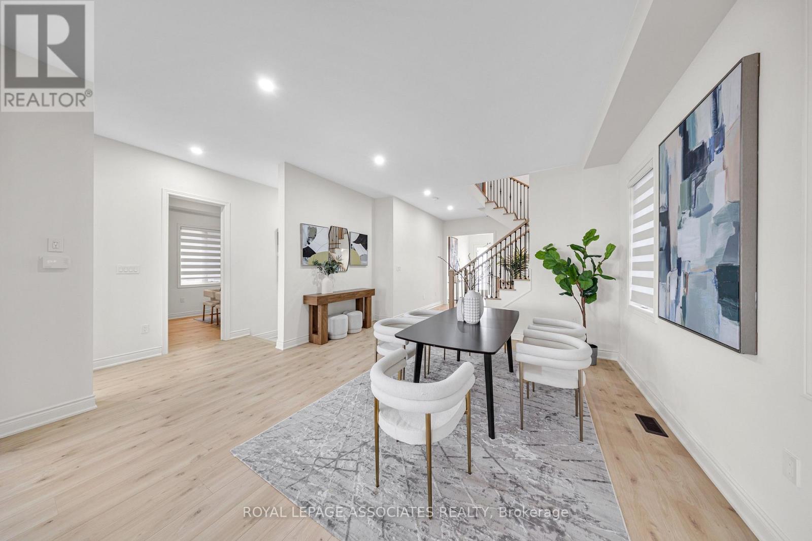 2215 Beckman Crescent, Oshawa, Ontario L1L 0W8 - Photo 10 - E12993378