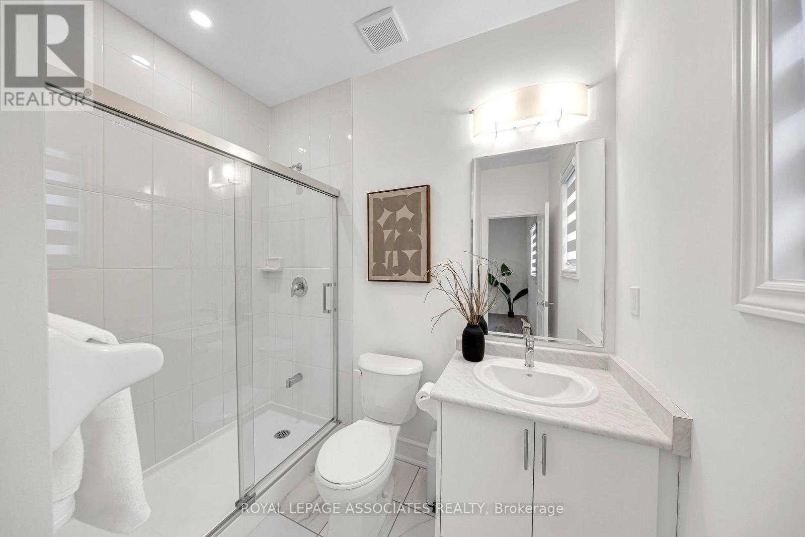 2215 Beckman Crescent, Oshawa, Ontario L1L 0W8 - Photo 31 - E12993378