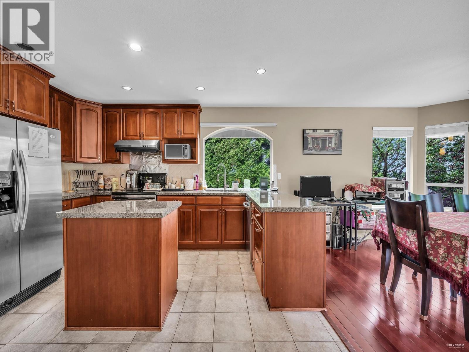 2620 Limestone Place, Coquitlam, British Columbia V3E 2V1 - Photo 13 - R3110510