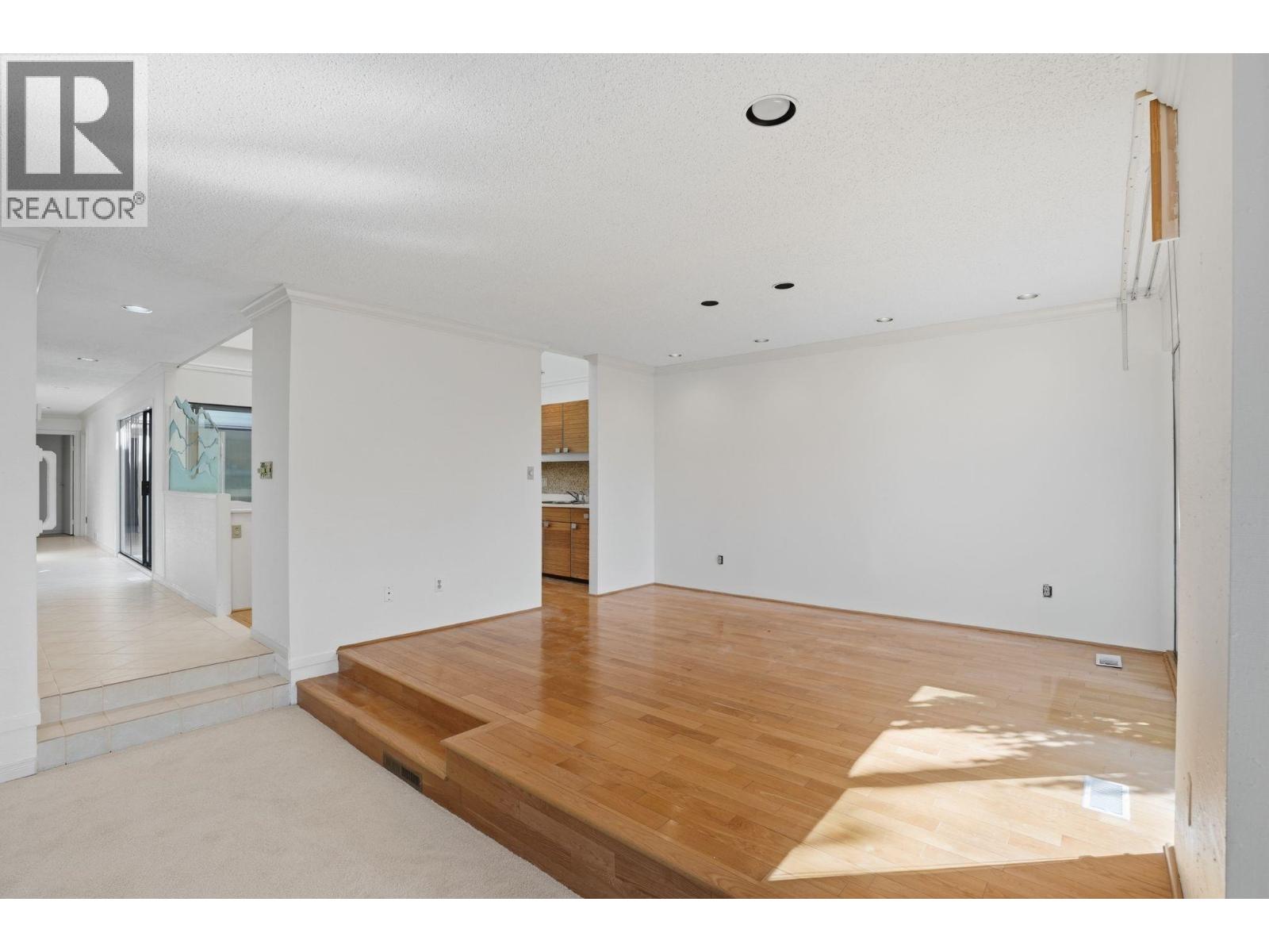 434 Greensboro Place, Vancouver, British Columbia  V5X 4M4 - Photo 6 - R3110569