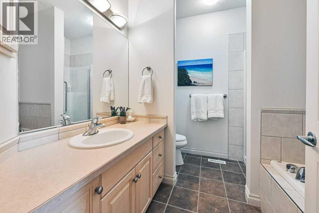 56 Discovery Woods Villas Sw, Calgary, Alberta  T3H 5A7 - Photo 15 - A2284861