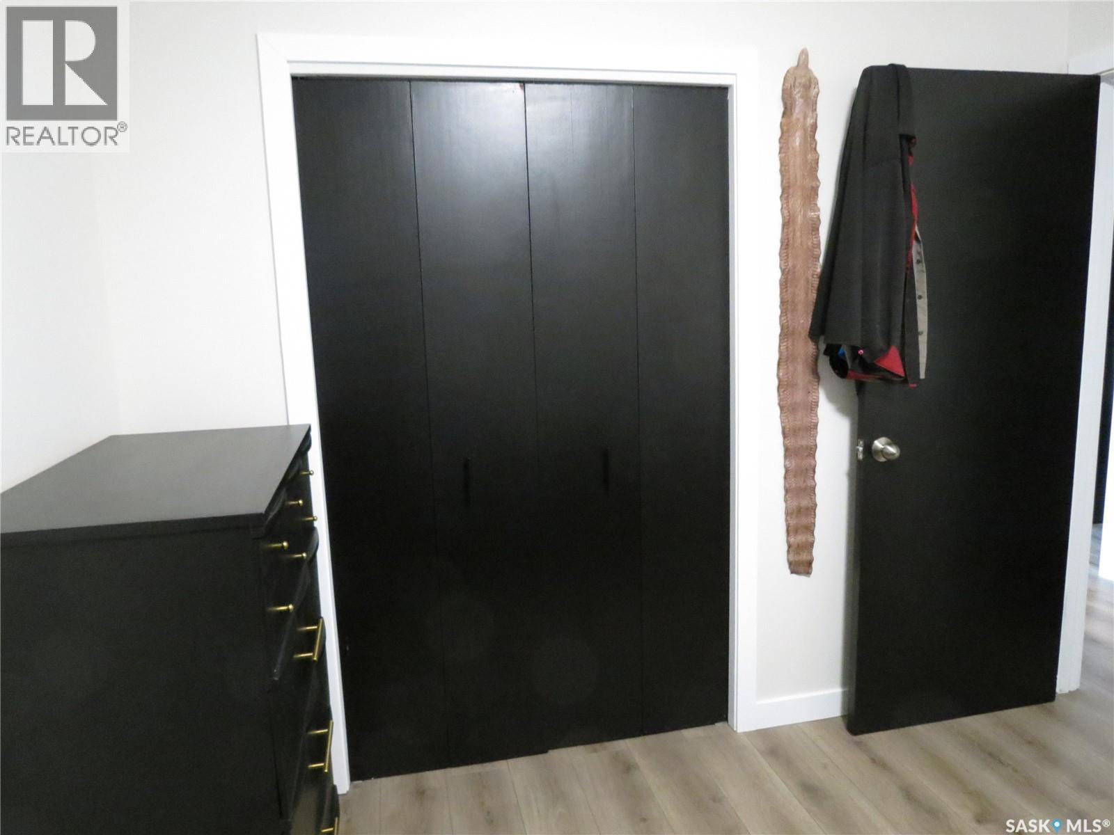 19 Merlin Crescent, Regina, Saskatchewan  S4R 3E7 - Photo 22 - SK032825