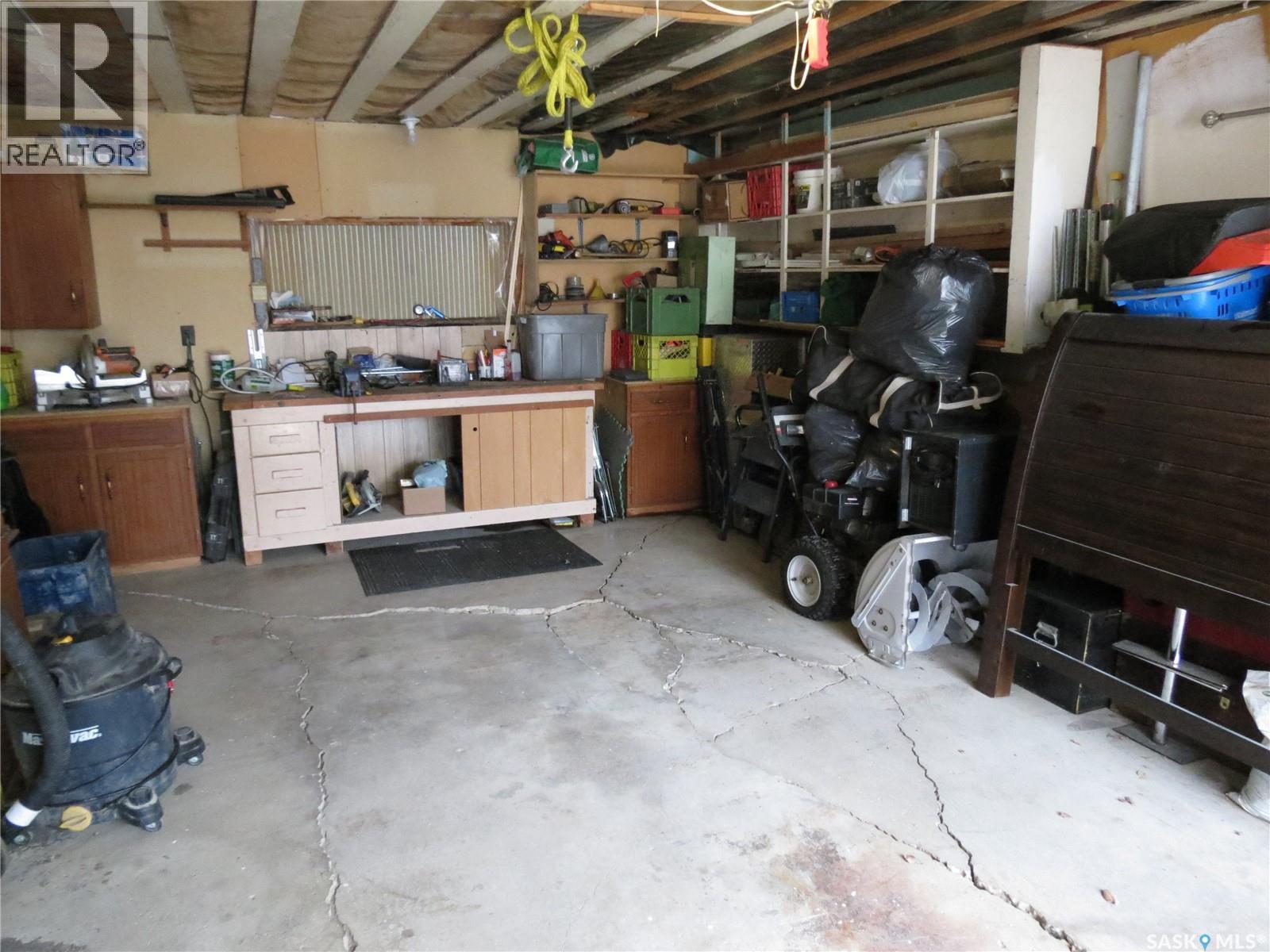 19 Merlin Crescent, Regina, Saskatchewan  S4R 3E7 - Photo 34 - SK032825