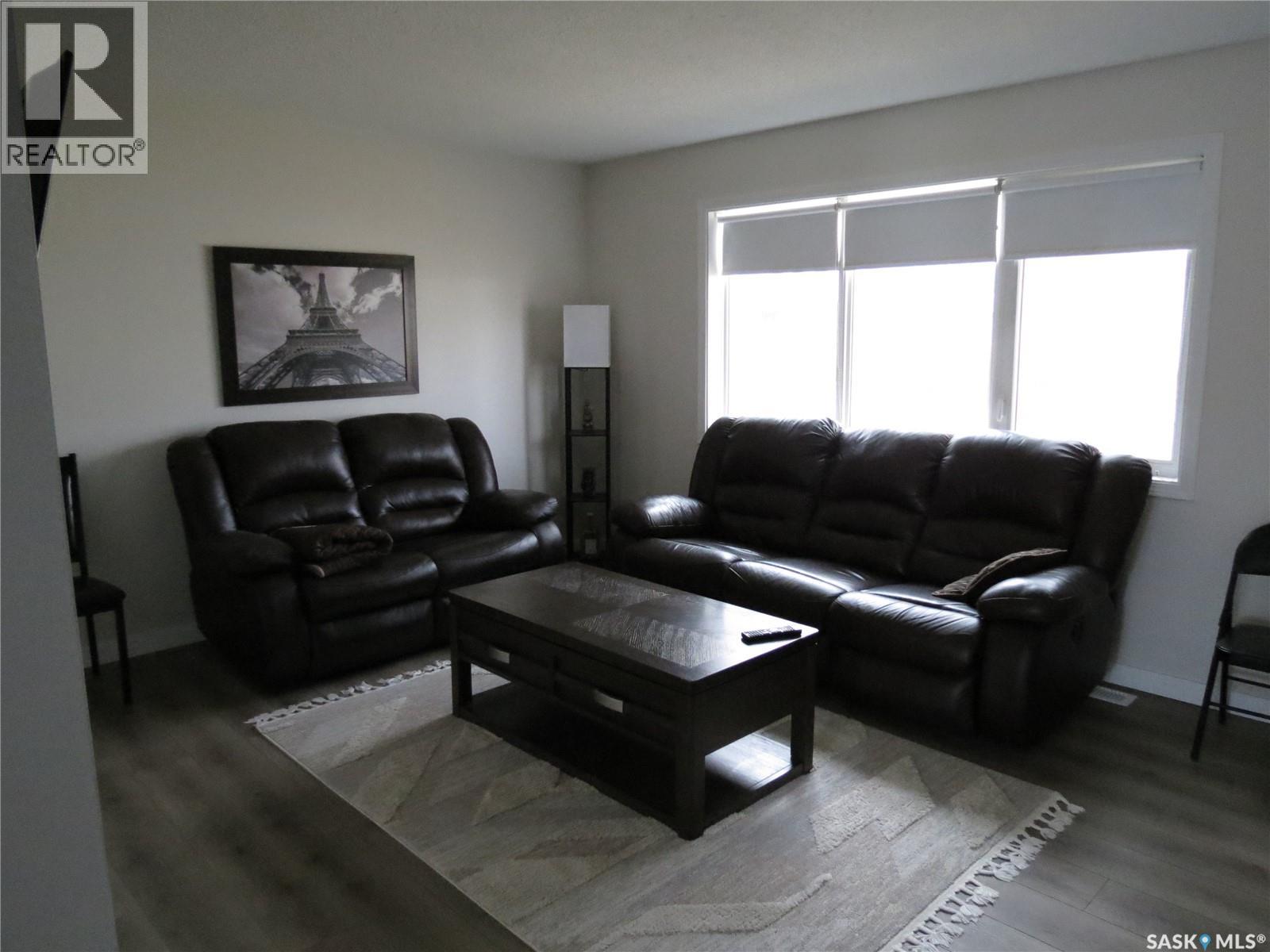 19 Merlin Crescent, Regina, Saskatchewan  S4R 3E7 - Photo 7 - SK032825