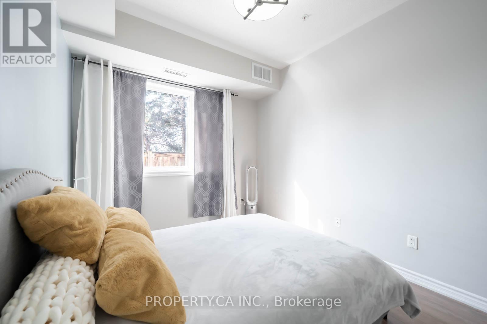 144 - 570 Lolita Gardens, Mississauga, Ontario  L5A 0A1 - Photo 12 - W12993380