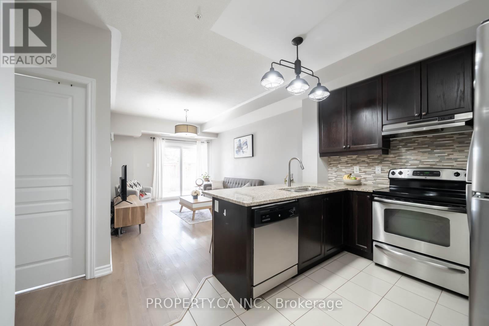 144 - 570 Lolita Gardens, Mississauga, Ontario  L5A 0A1 - Photo 6 - W12993380
