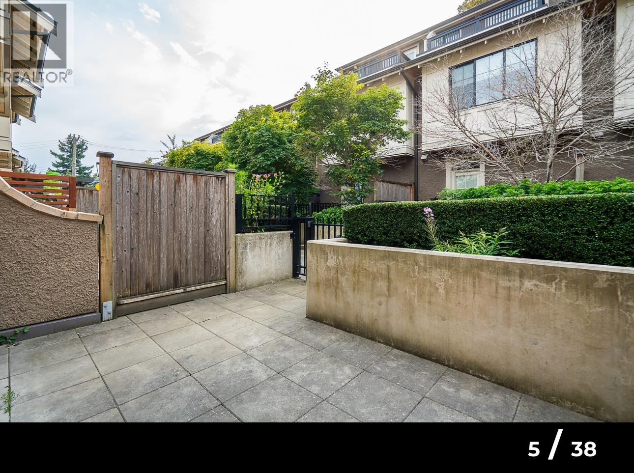 8562 Osler Street, Vancouver, British Columbia  V6P 4E4 - Photo 5 - R3110766