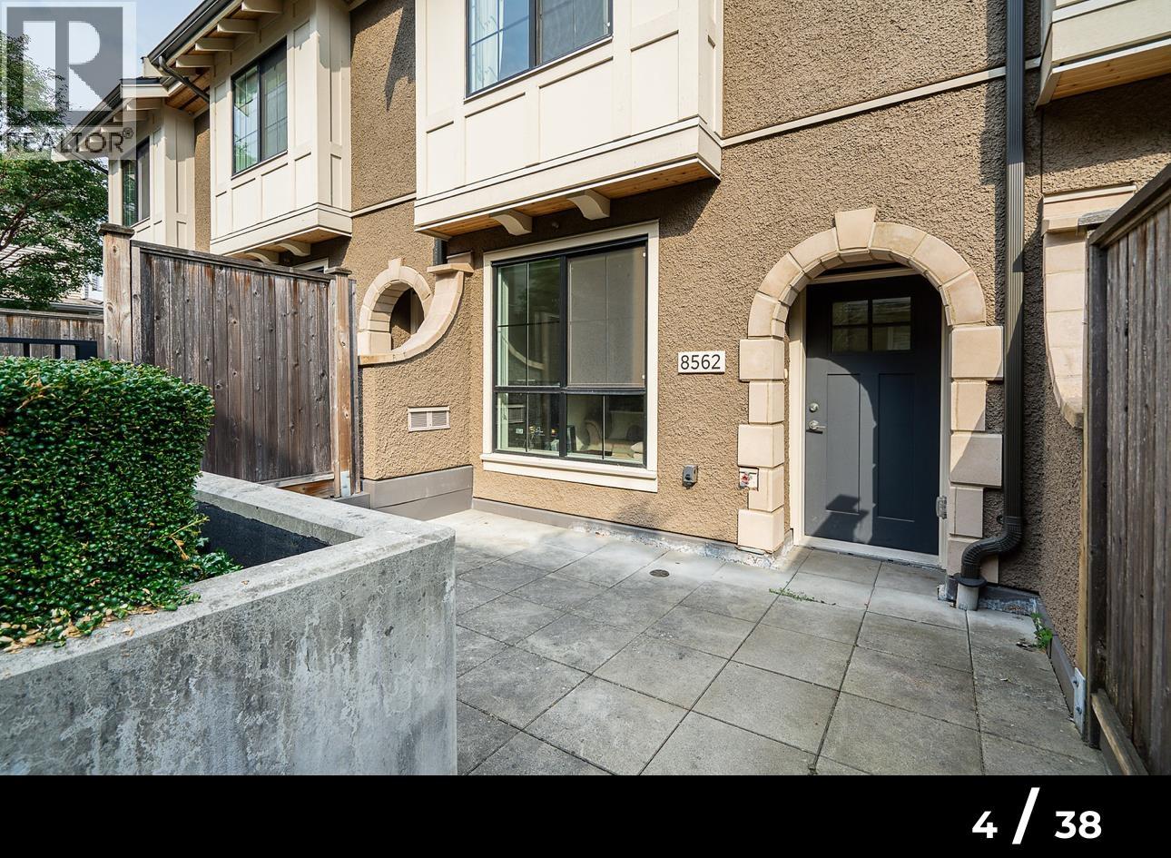 8562 Osler Street, Vancouver, British Columbia  V6P 4E4 - Photo 4 - R3110766