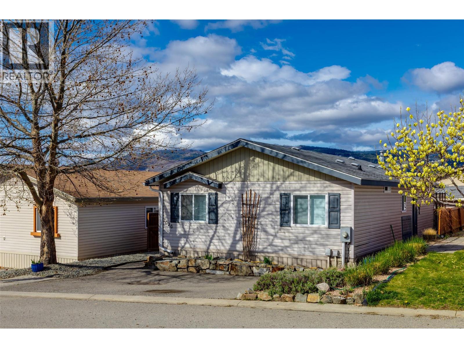 2440 Old Okanagan Highway Unit# 1026, West Kelowna, British Columbia  V4T 3A3 - Photo 1 - 10378748
