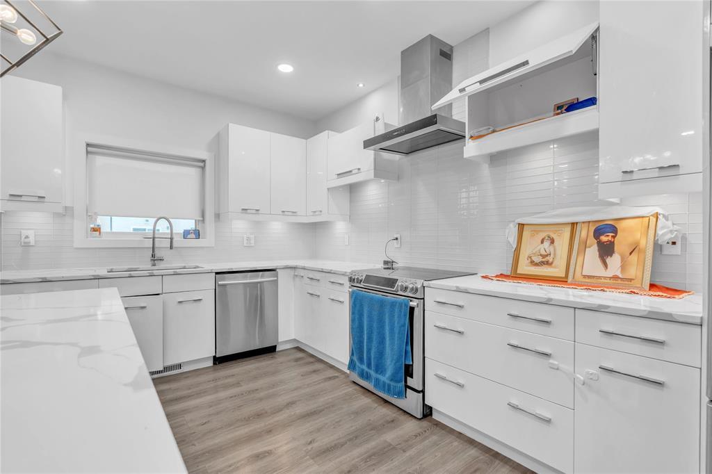 49 Prairie Spring Bay, Winnipeg, Manitoba  R2R 2Z6 - Photo 12 - 202607042