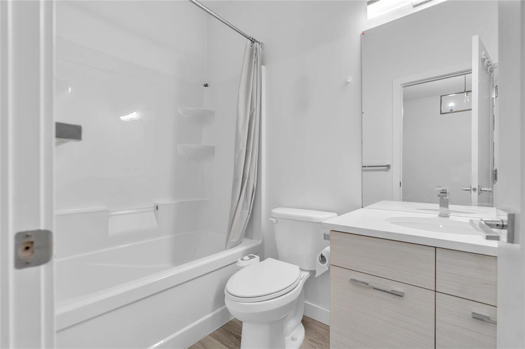 49 Prairie Spring Bay, Winnipeg, Manitoba  R2R 2Z6 - Photo 6 - 202607042