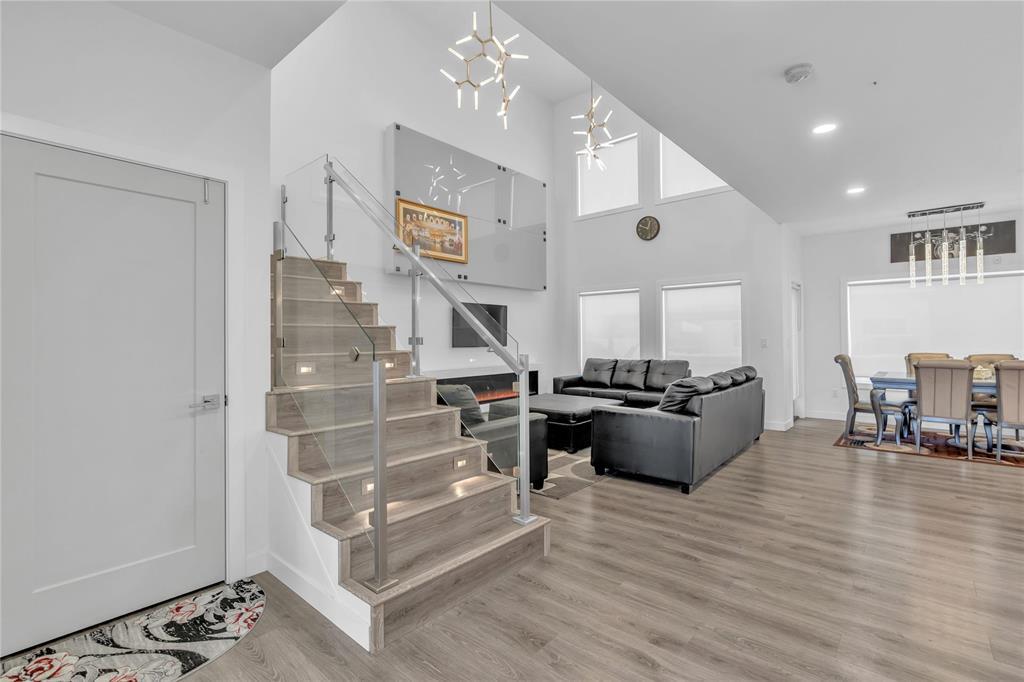 49 Prairie Spring Bay, Winnipeg, Manitoba  R2R 2Z6 - Photo 8 - 202607042