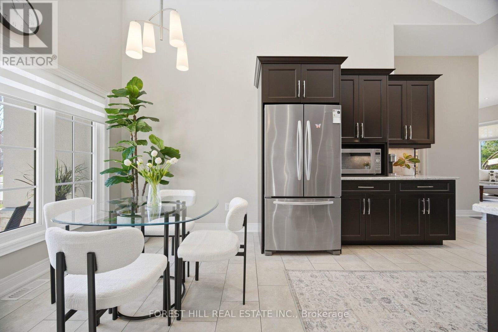 51 Stoneridge Crescent, Niagara-On-The-Lake, Ontario  L0S 1J1 - Photo 19 - X12993352