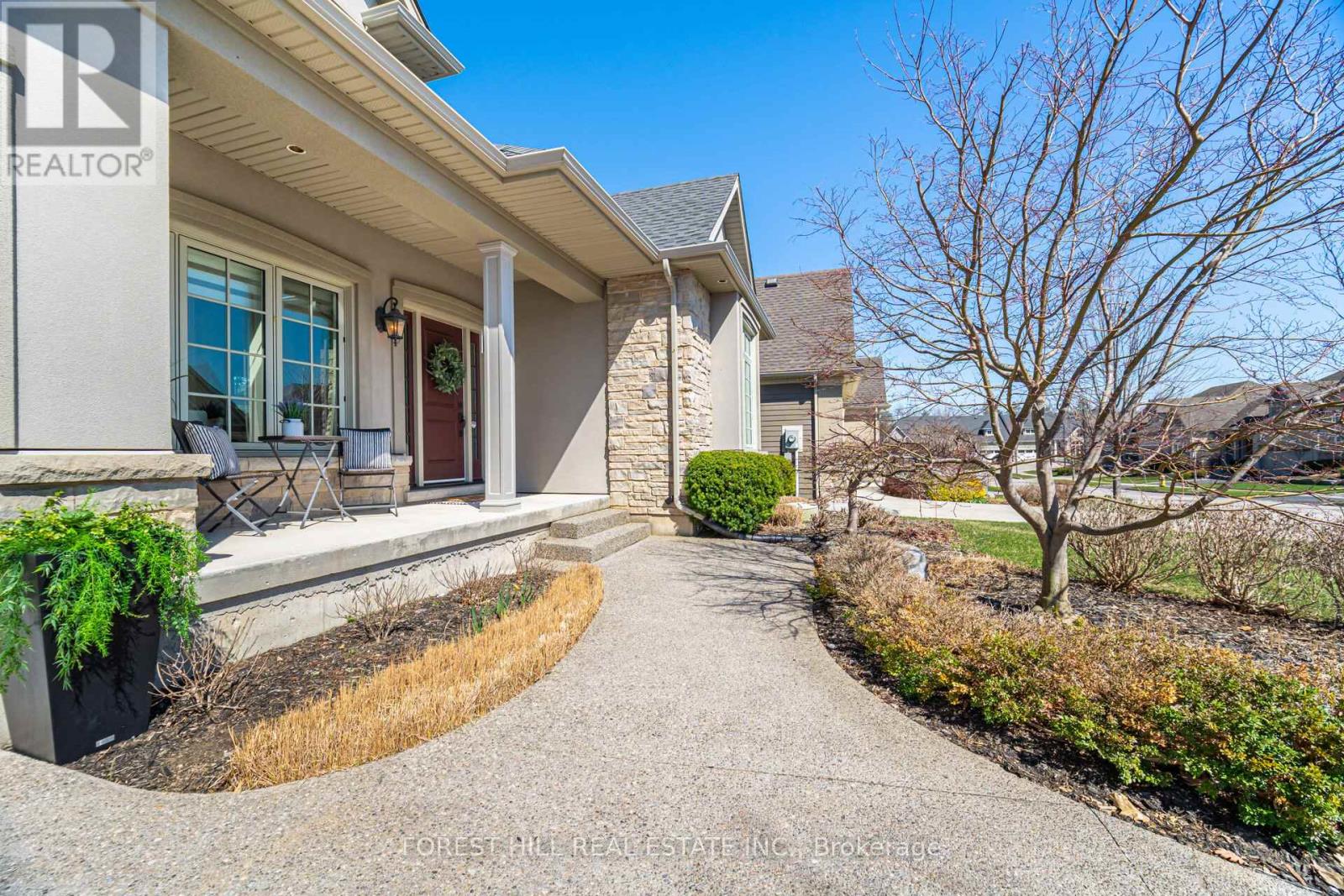 51 Stoneridge Crescent, Niagara-On-The-Lake, Ontario  L0S 1J1 - Photo 5 - X12993352