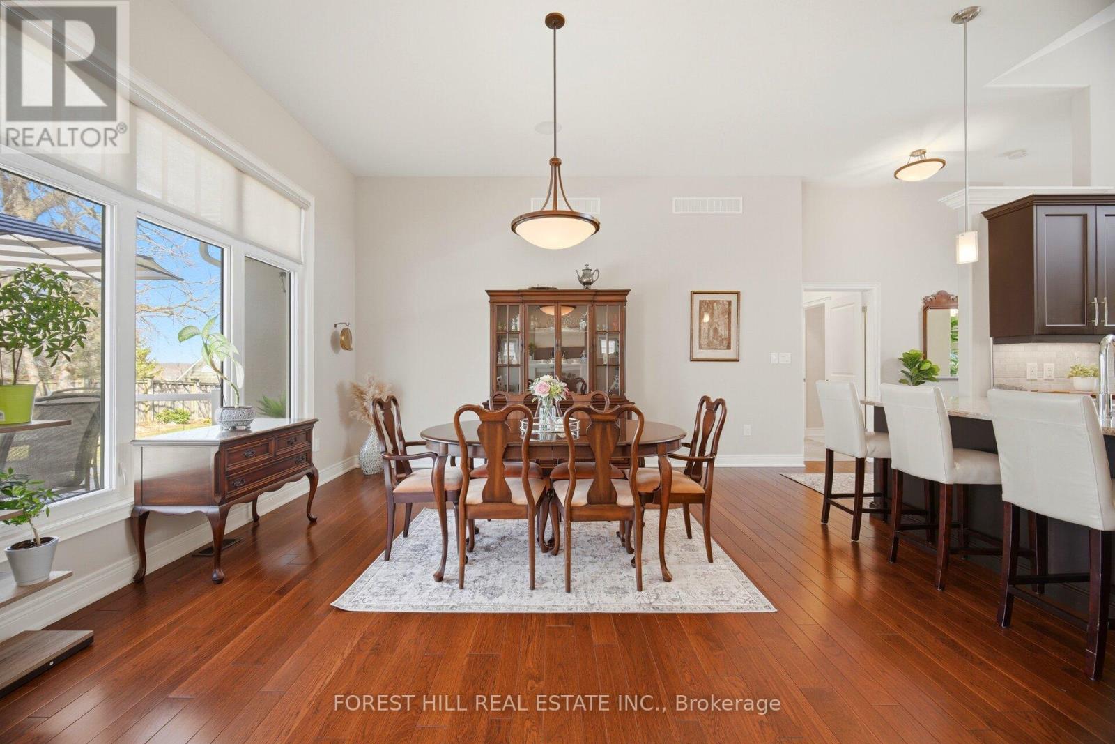 51 Stoneridge Crescent, Niagara-On-The-Lake, Ontario  L0S 1J1 - Photo 7 - X12993352