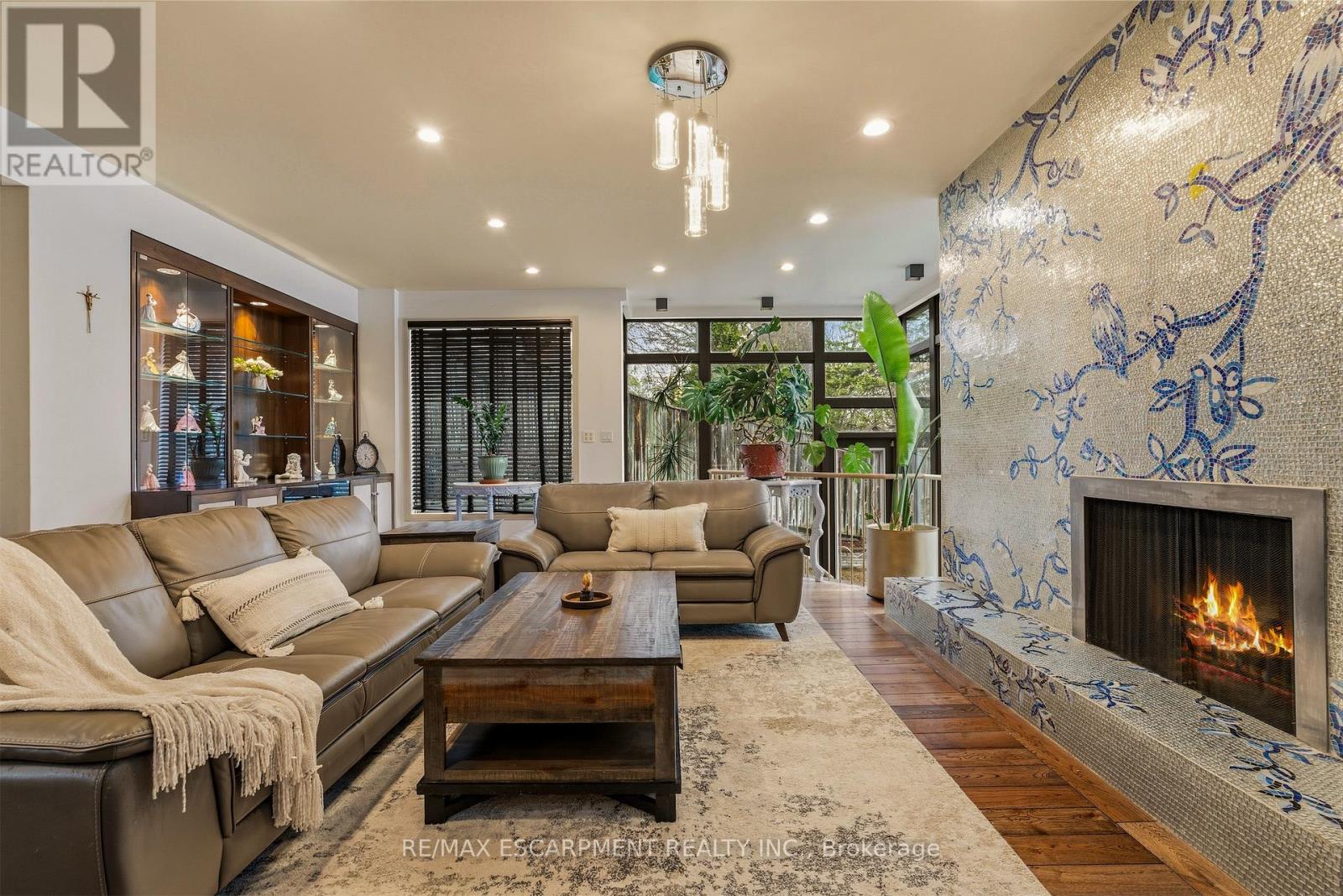 78 Terrace Drive, Hamilton, Ontario  L9H 3X2 - Photo 14 - X12993368