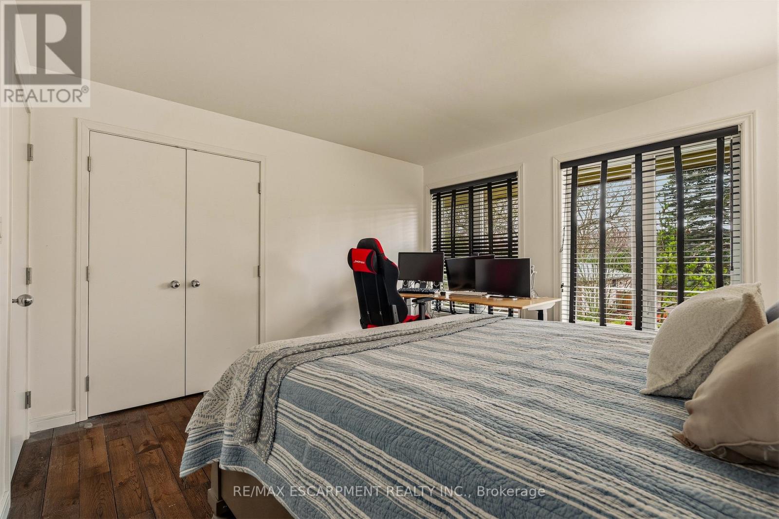 78 Terrace Drive, Hamilton, Ontario  L9H 3X2 - Photo 36 - X12993368