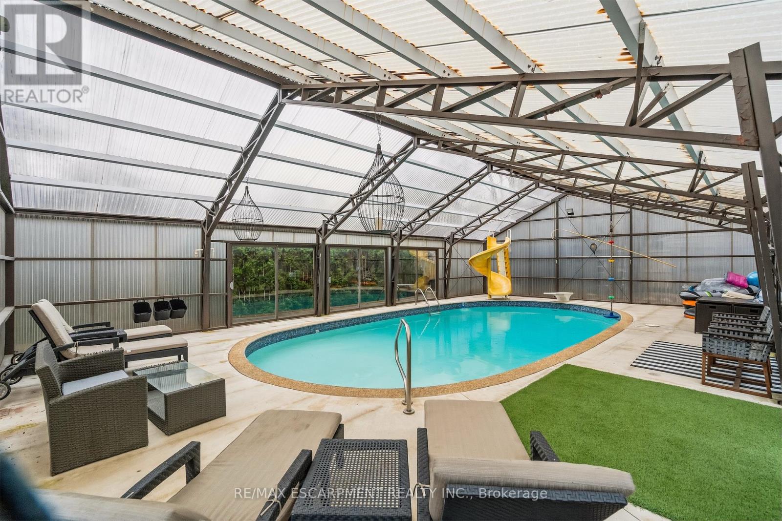 78 Terrace Drive, Hamilton, Ontario  L9H 3X2 - Photo 46 - X12993368