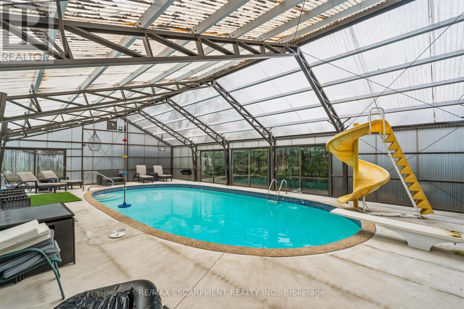 78 Terrace Drive, Hamilton, Ontario  L9H 3X2 - Photo 47 - X12993368