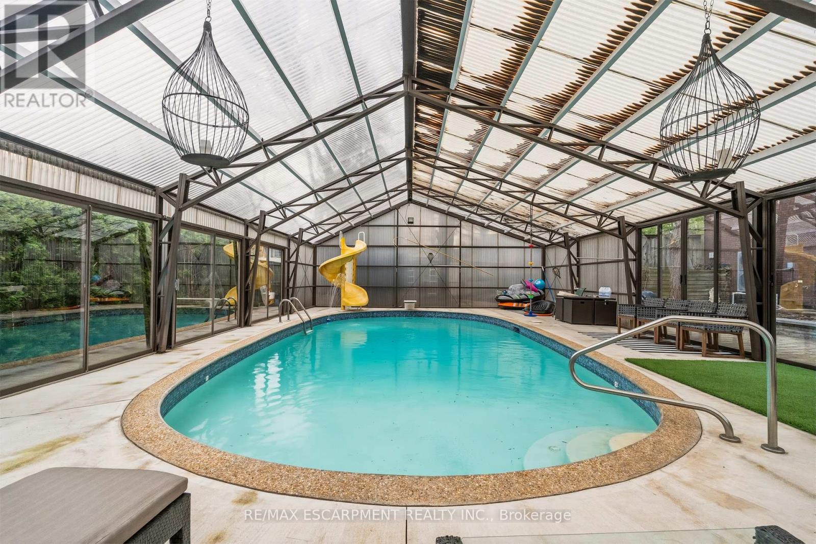 78 Terrace Drive, Hamilton, Ontario  L9H 3X2 - Photo 48 - X12993368