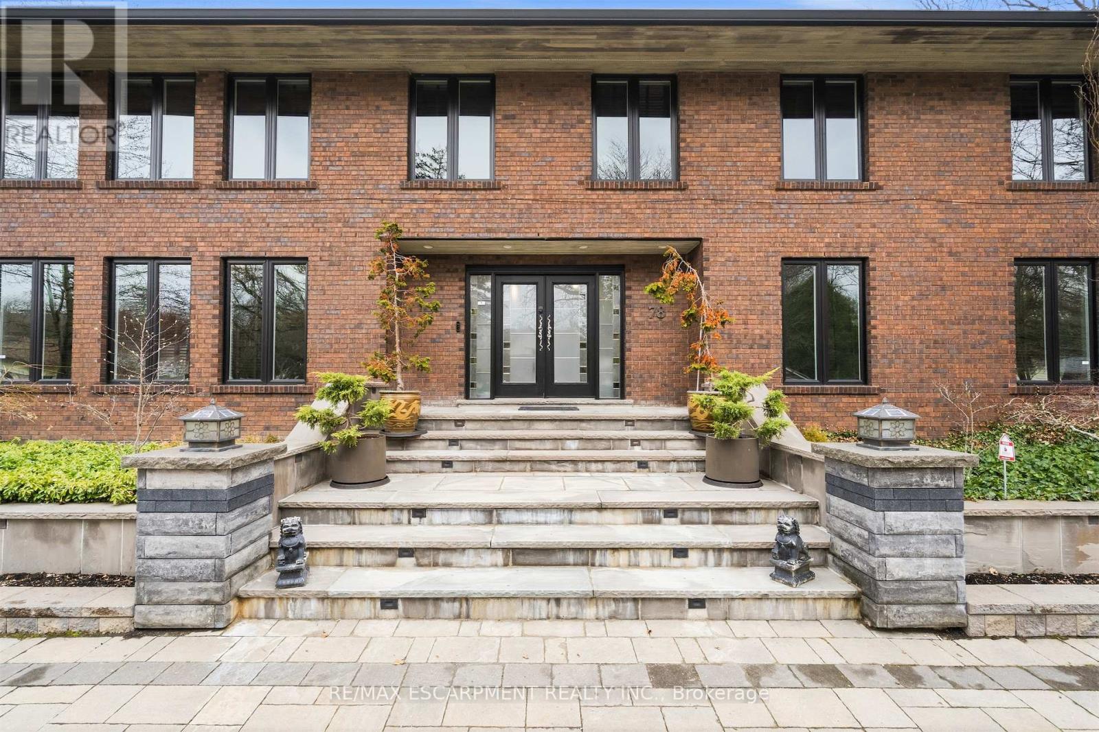 78 Terrace Drive, Hamilton, Ontario  L9H 3X2 - Photo 50 - X12993368