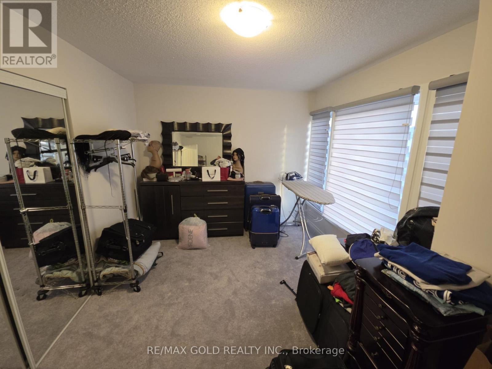 216 Provident Way, Hamilton, Ontario  L0R 1W0 - Photo 22 - X12993382