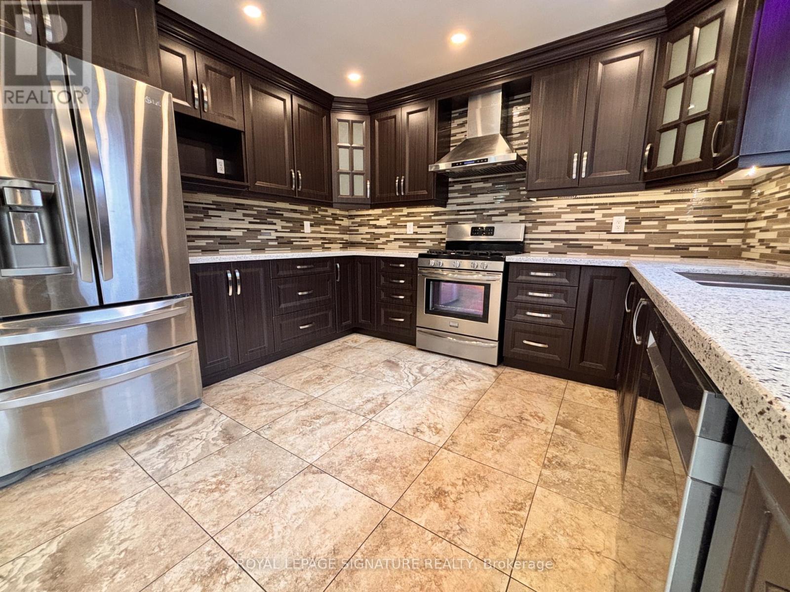 5503 Landsborough Avenue, Mississauga, Ontario  L5R 3X1 - Photo 10 - W12845374