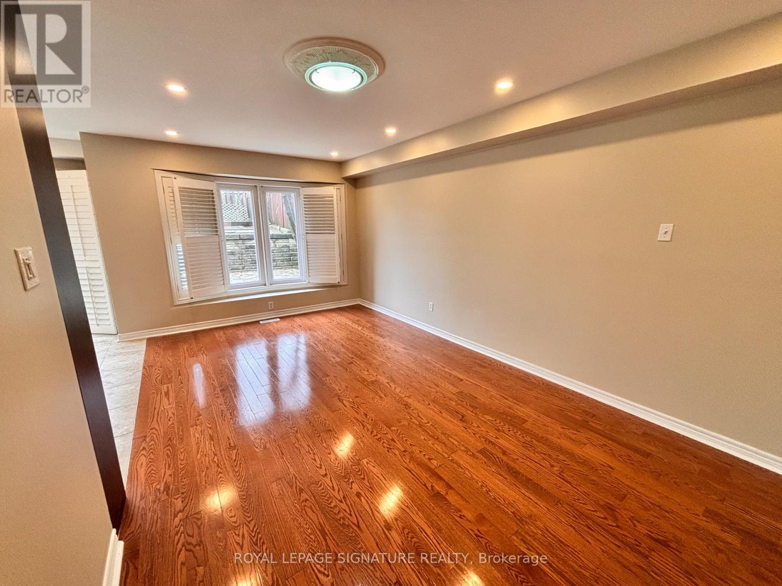 5503 Landsborough Avenue, Mississauga, Ontario  L5R 3X1 - Photo 14 - W12845374