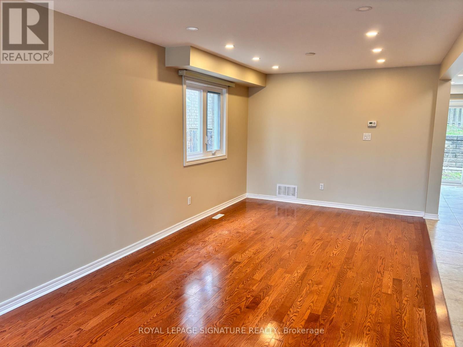 5503 Landsborough Avenue, Mississauga, Ontario  L5R 3X1 - Photo 3 - W12845374