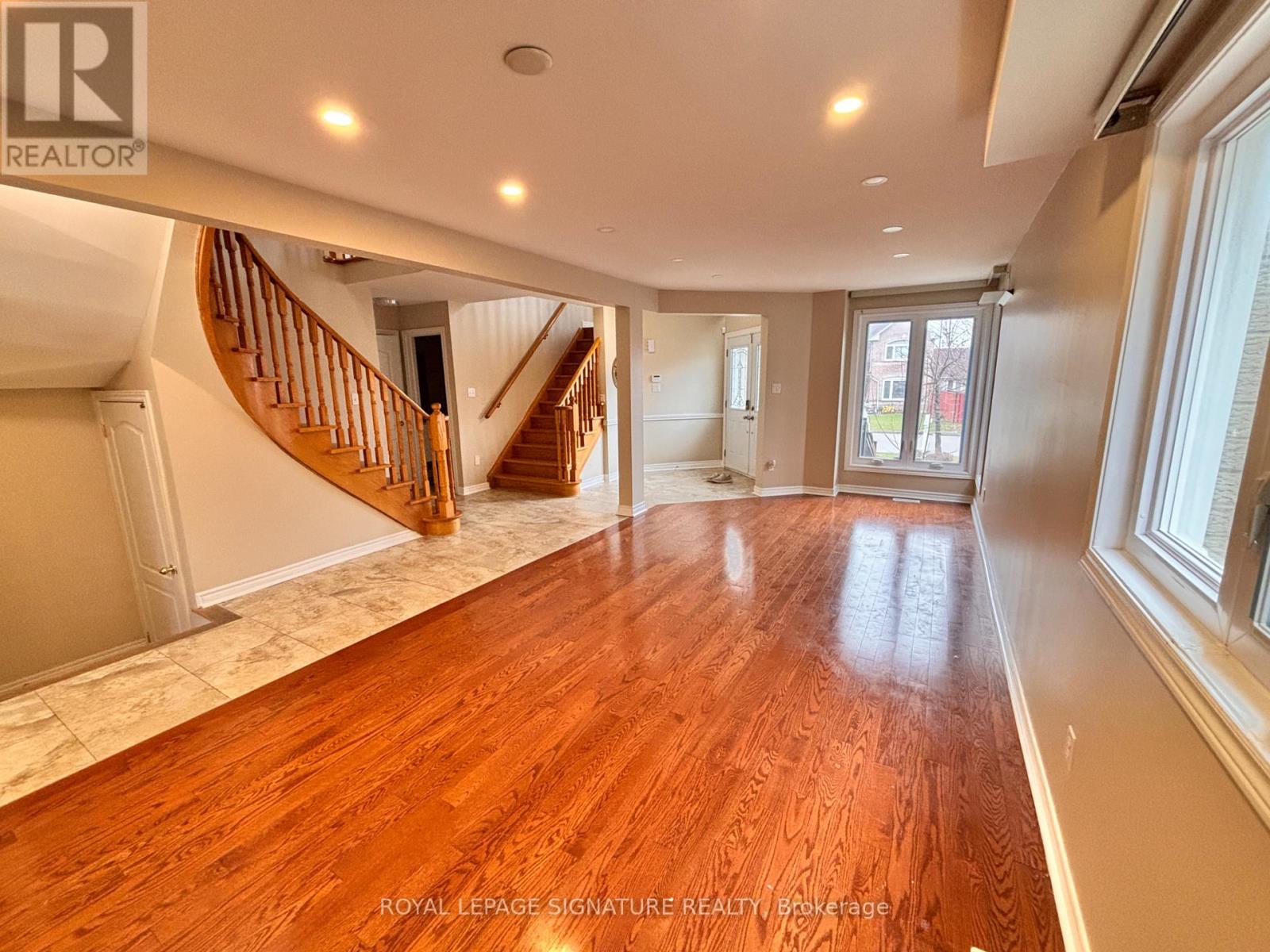 5503 Landsborough Avenue, Mississauga, Ontario  L5R 3X1 - Photo 6 - W12845374