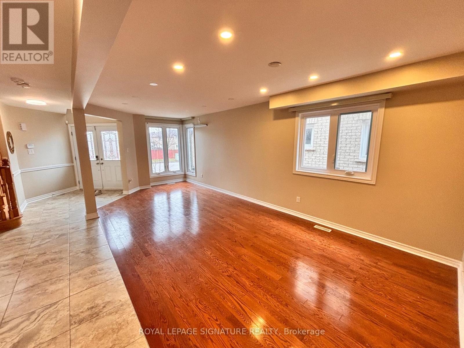 5503 Landsborough Avenue, Mississauga, Ontario  L5R 3X1 - Photo 5 - W12845374