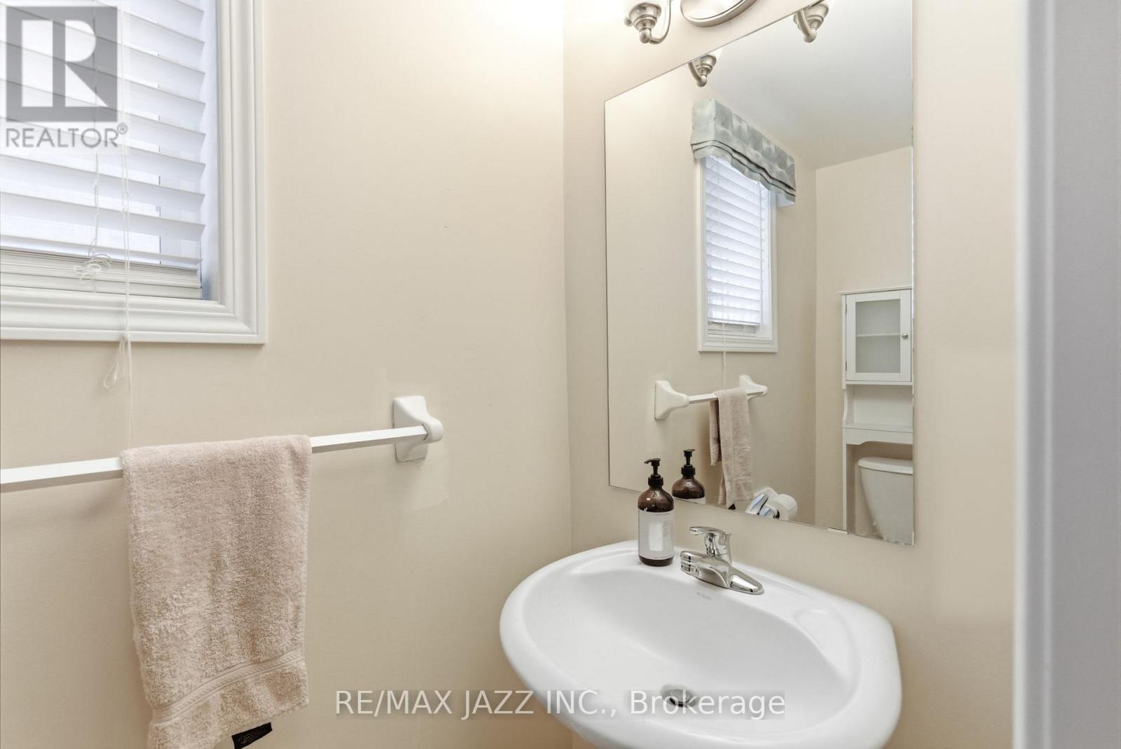 42 Russell Barton Lane, Uxbridge, Ontario L9P 1Z2 - Photo 37 - N12809080