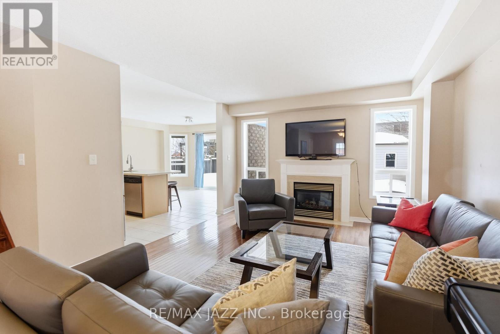 42 Russell Barton Lane, Uxbridge, Ontario L9P 1Z2 - Photo 8 - N12809080