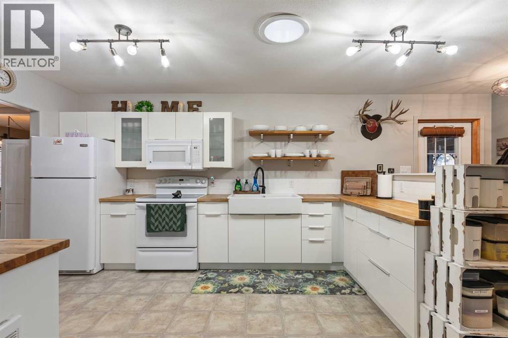 1013 Osprey Drive, Livelong, Saskatchewan  S0M 1J0 - Photo 5 - A2281656