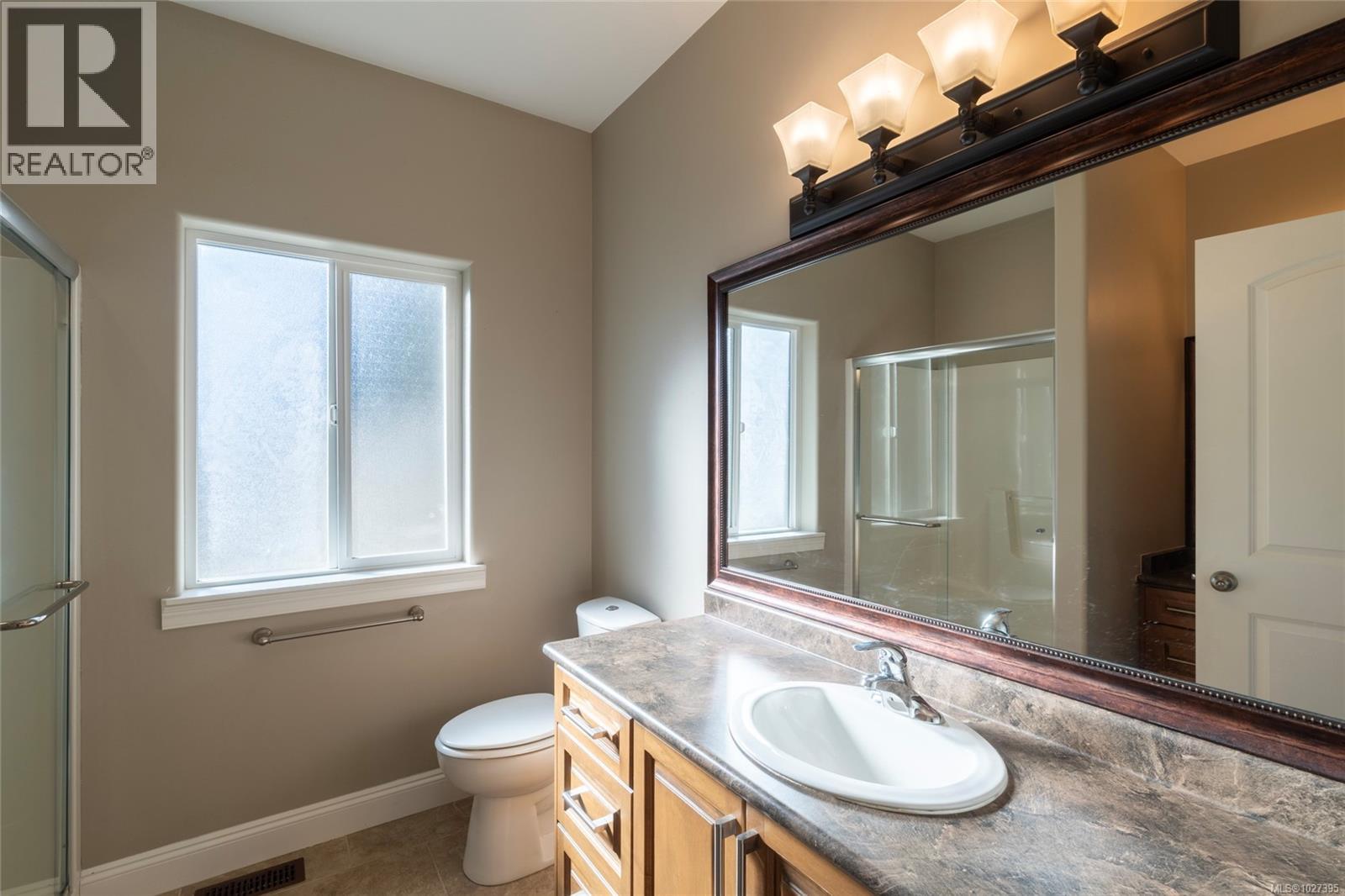 40 Somenos St, Lake Cowichan, British Columbia  V0R 2G0 - Photo 32 - 1027395