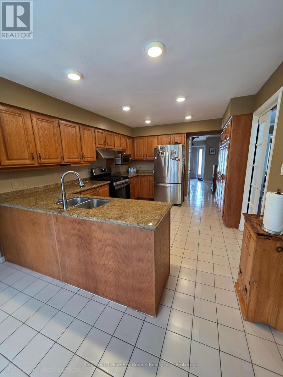 29 Robinhood Court, North Bay, Ontario  P1C 1L3 - Photo 10 - X12991734