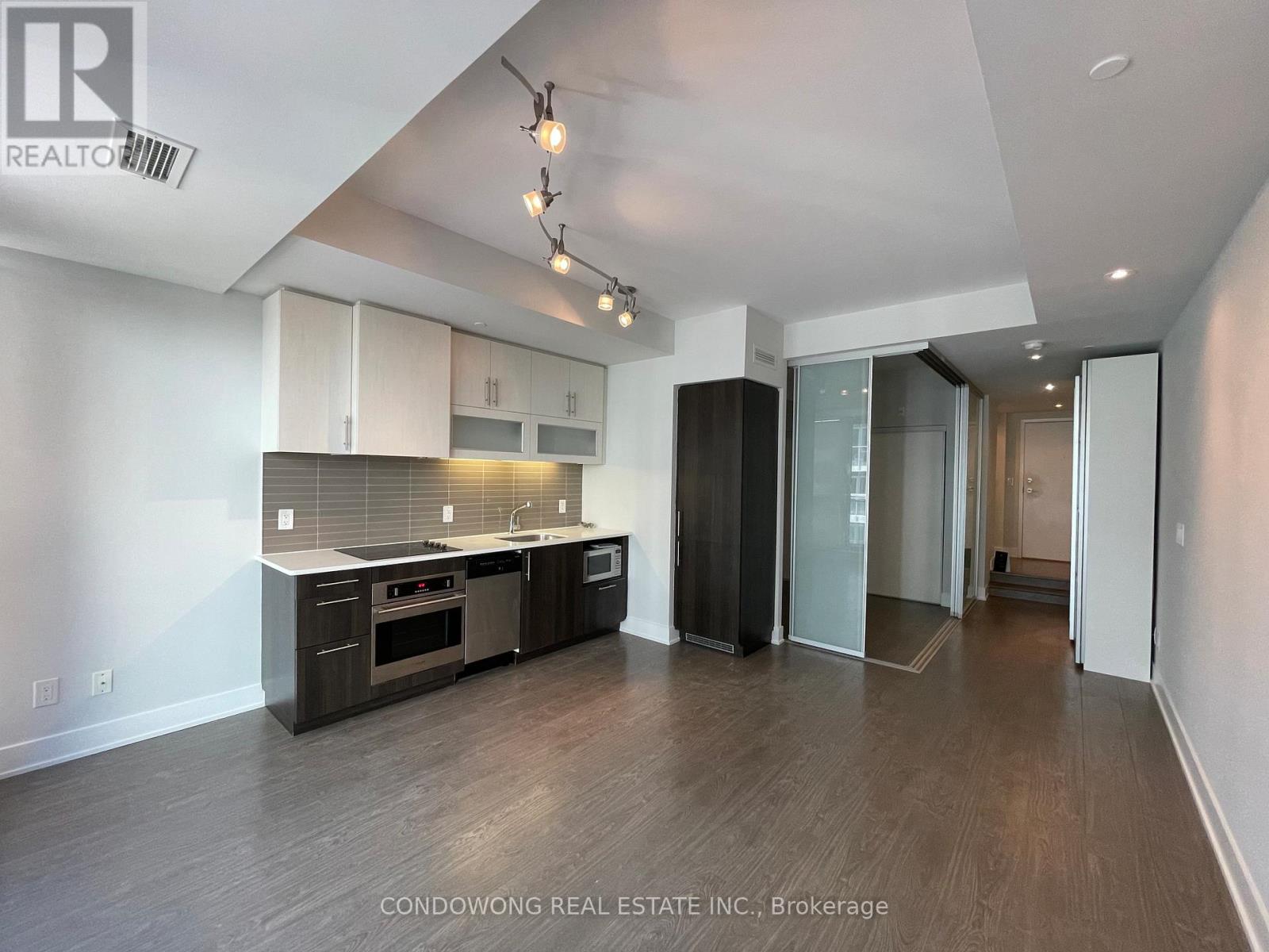 409 - 508 Wellington Street W, Toronto, Ontario M5V 0K8 - Photo 4 - C12993462
