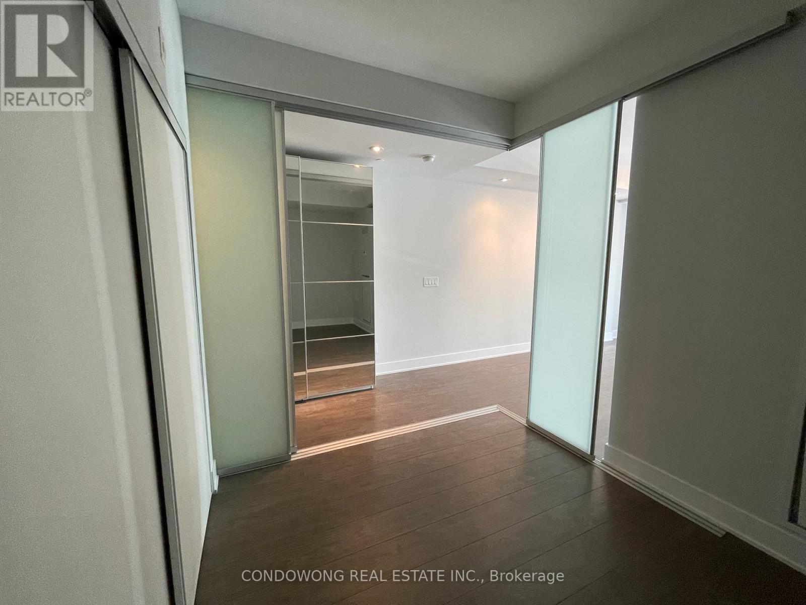 409 - 508 Wellington Street W, Toronto, Ontario M5V 0K8 - Photo 6 - C12993462