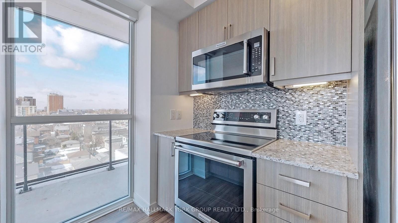 705 - 1603 Eglinton Avenue W, Toronto, Ontario  M6E 0A1 - Photo 10 - C12993466