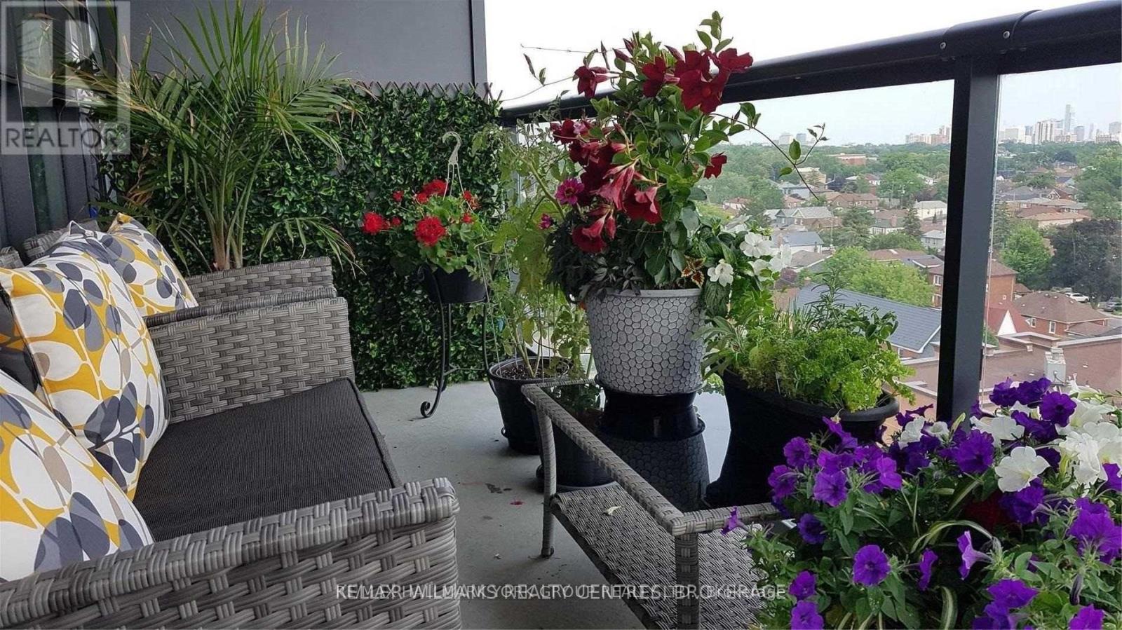 705 - 1603 Eglinton Avenue W, Toronto, Ontario  M6E 0A1 - Photo 29 - C12993466