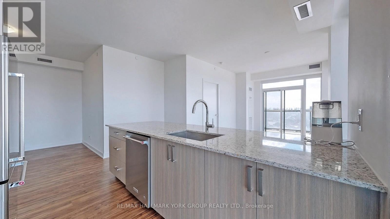 705 - 1603 Eglinton Avenue W, Toronto, Ontario  M6E 0A1 - Photo 9 - C12993466