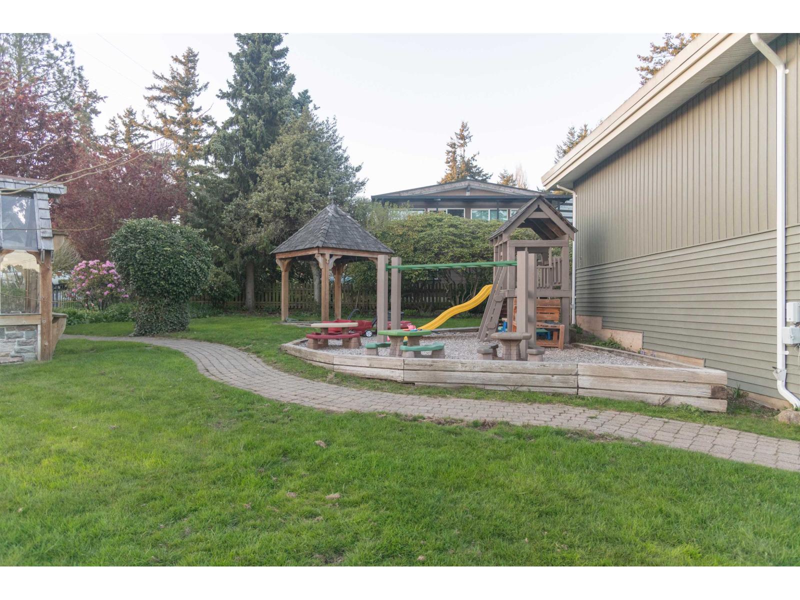 15663 Buena Vista Avenue, White Rock, British Columbia  V4B 1Z6 - Photo 13 - R3110768