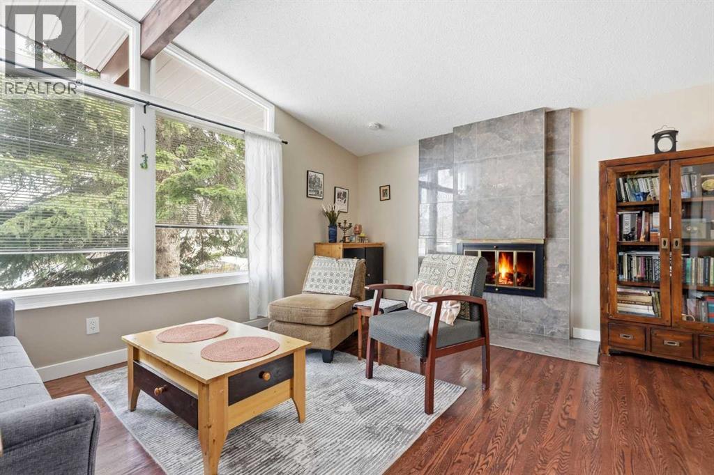 4539 Vandergrift Crescent NW, Calgary, Alberta  T3A 0J1 - Photo 6 - A2300499