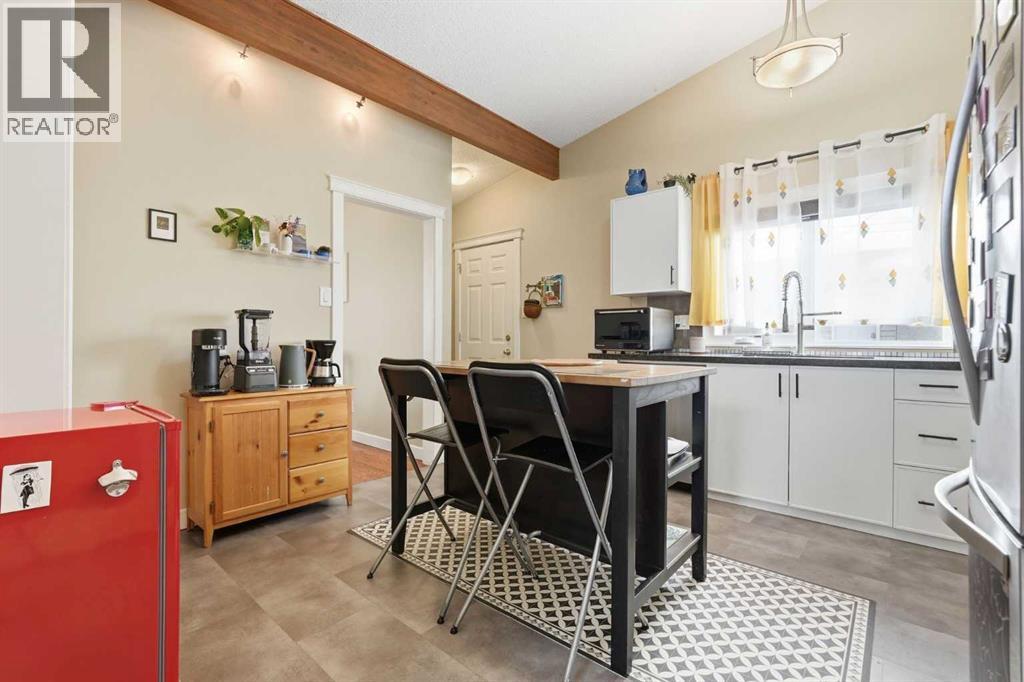 4539 Vandergrift Crescent NW, Calgary, Alberta  T3A 0J1 - Photo 11 - A2300499