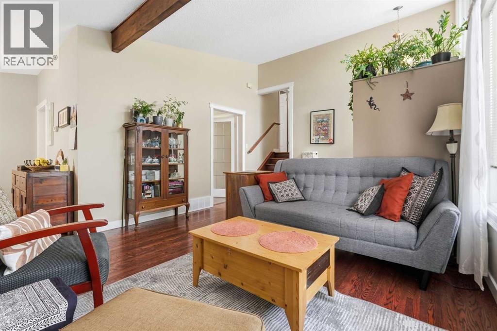 4539 Vandergrift Crescent NW, Calgary, Alberta  T3A 0J1 - Photo 9 - A2300499