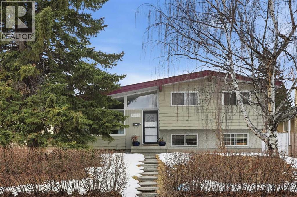 4539 Vandergrift Crescent NW, Calgary, Alberta  T3A 0J1 - Photo 1 - A2300499