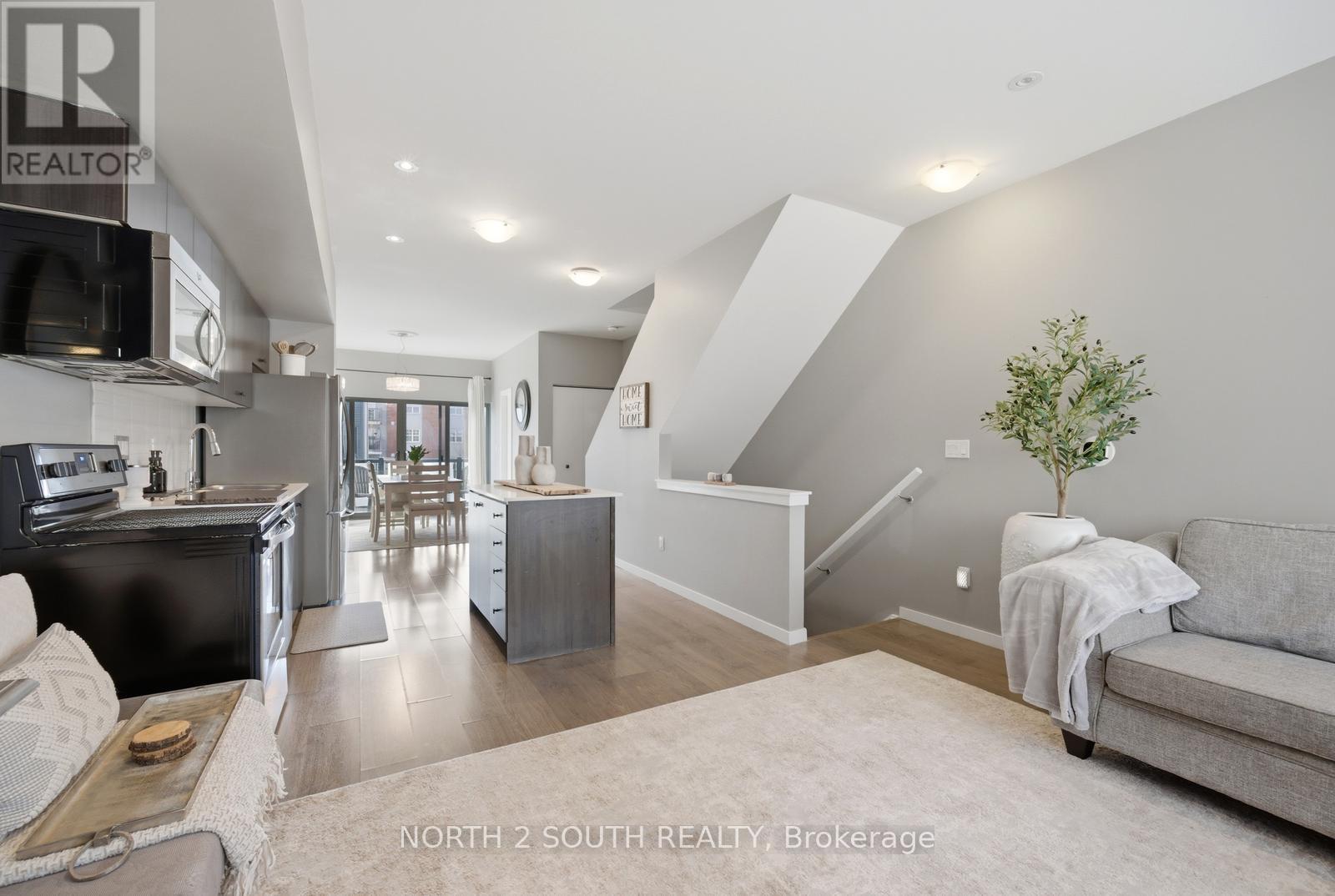 48 - 369 Essa Road, Barrie, Ontario  L4N 9C8 - Photo 11 - S12985072